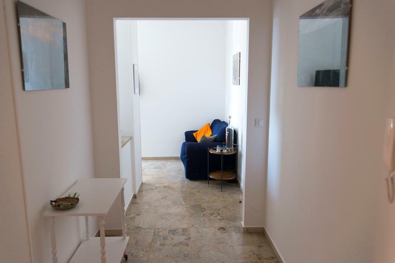 Grande Bilocale Apartment *